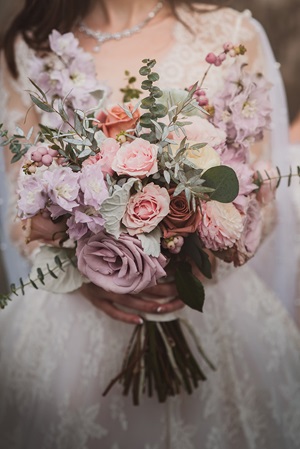 Bride holding bouquet